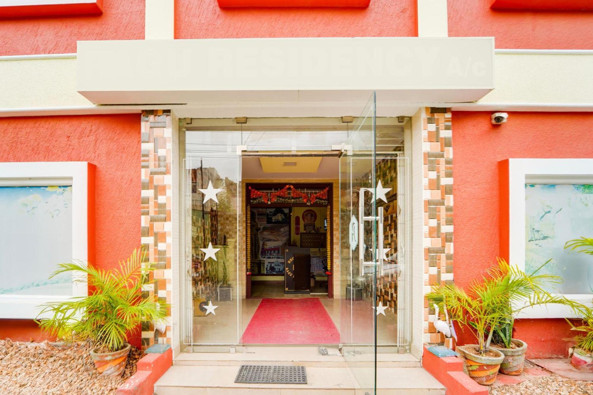 Super Hotel O Airport Road Coimbatore Extérieur photo
